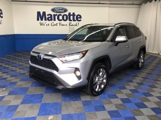 Used 2021 Toyota RAV4 XLE Premium image 1