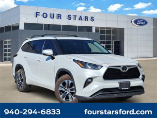 Used 2022 Toyota Highlander XLE video 1