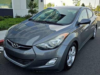 Used 2013 Hyundai Elantra GLS w/ Preferred Pkg image 1