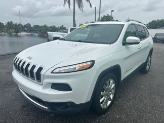 Used 2017 Jeep Cherokee Limited image 1