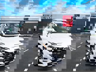 New 2025 Nissan Versa SV video 1