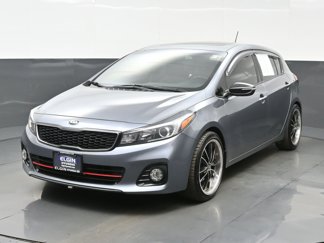 Used 2017 Kia Forte SX image 1