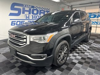 Used 2019 GMC Acadia SLT image 1