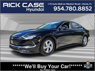 Certified 2023 Hyundai Sonata SE image 1