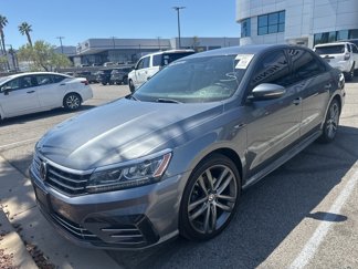 Used 2018 Volkswagen Passat 2.0T R-Line w/ R-Line Lighting Package image 1