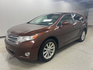 Used 2010 Toyota Venza AWD w/ Convenience Pkg image 1
