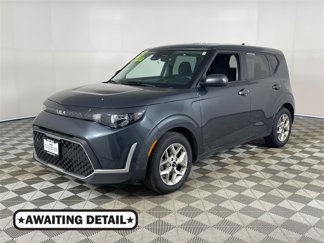 Used 2023 Kia Soul LX w/ LX Technology Package image 1