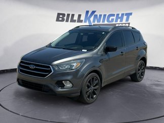 Used 2017 Ford Escape SE w/ Equipment Group 201A image 1