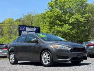 Used 2016 Ford Focus SE image 1