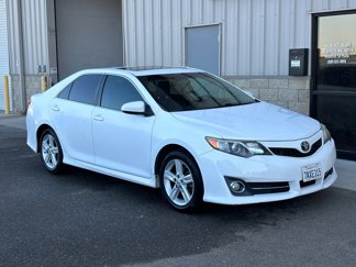 Used 2013 Toyota Camry SE image 1