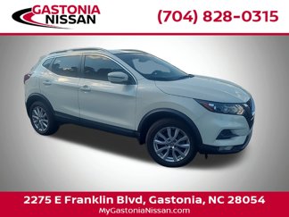 Used 2021 Nissan Rogue Sport SV image 1