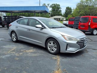 Used 2020 Hyundai Elantra SEL image 1