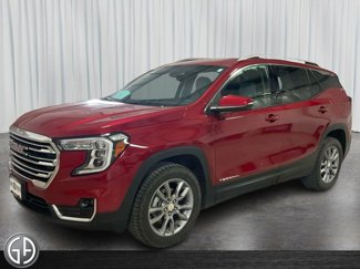 Used 2022 GMC Terrain SLT image 1