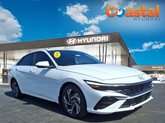 Certified 2024 Hyundai Elantra SEL w/ Convenience Package image 1