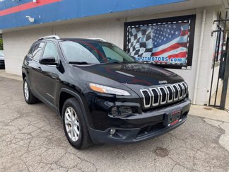 Used 2018 Jeep Cherokee Latitude Plus w/ Cold Weather Group image 1