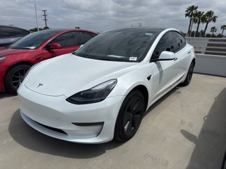 Used 2023 Tesla Model 3 Standard Range image 1