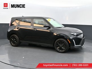 Used 2023 Kia Soul LX w/ LX Technology Package image 1