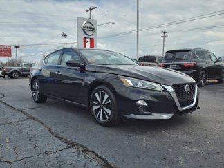 Used 2020 Nissan Altima 2.5 SV image 1