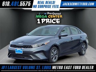 Used 2023 Kia Forte LXS image 1