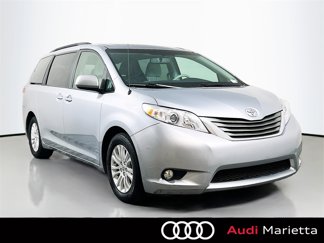 Used 2014 Toyota Sienna L image 1