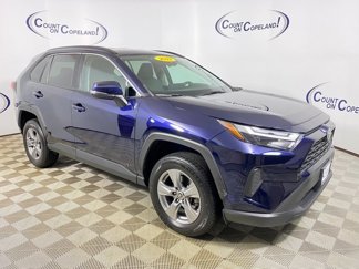 Used 2022 Toyota RAV4 XLE image 1