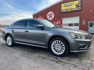 Used 2017 Volkswagen Passat 1.8T SE image 1