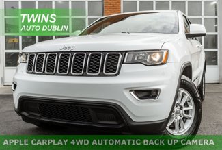 Used 2020 Jeep Grand Cherokee Laredo image 1