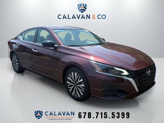 Used 2024 Nissan Altima 2.5 SV image 1
