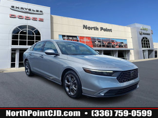 Used 2023 Honda Accord EX image 1