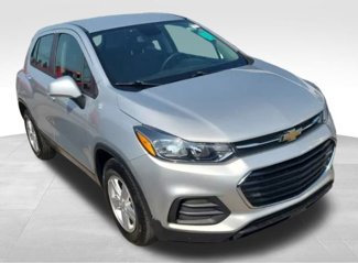Used 2019 Chevrolet Trax LS image 1