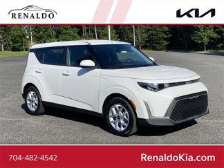 New 2025 Kia Soul LX w/ LX Technology Package image 1