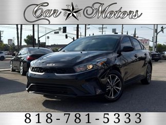 Used 2023 Kia Forte LXS image 1