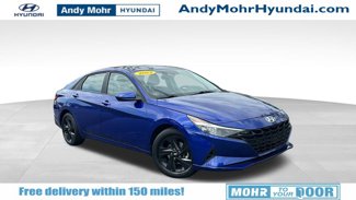 Used 2023 Hyundai Elantra SEL image 1