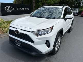 Used 2020 Toyota RAV4 XLE Premium image 1