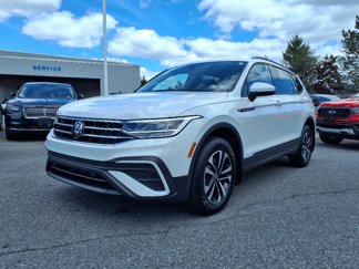 Used 2024 Volkswagen Tiguan S image 1