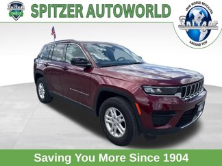 Certified 2024 Jeep Grand Cherokee Laredo image 1