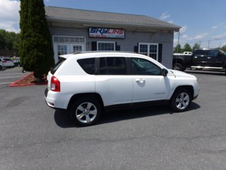 Used 2013 Jeep Compass Latitude image 1