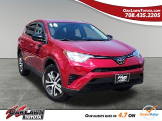Used 2018 Toyota RAV4 LE image 1