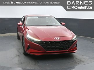 Used 2023 Hyundai Elantra SEL image 1