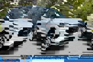 New 2025 Ford Escape Active w/ Cold Weather Package image 1