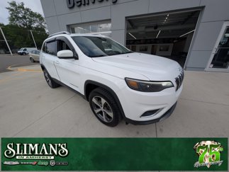 Used 2019 Jeep Cherokee Limited image 1