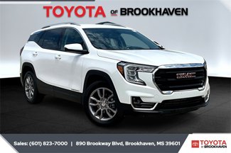 Used 2024 GMC Terrain SLT image 1