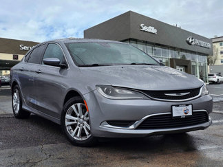 Used 2015 Chrysler 200 Limited w/ Convenience Group image 1