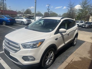 Used 2019 Ford Escape SEL image 1