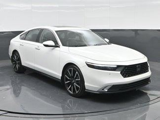 Used 2023 Honda Accord Touring image 1