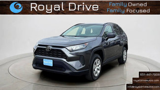 Used 2021 Toyota RAV4 LE image 1