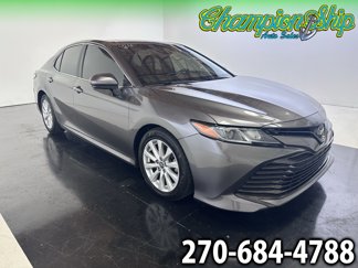 Used 2019 Toyota Camry LE image 1