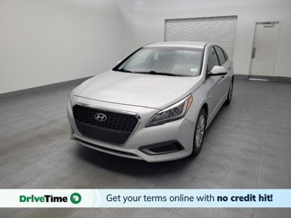 Used 2016 Hyundai Sonata SE image 1