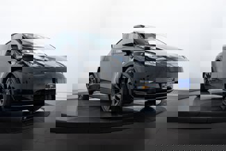 Used 2020 Tesla Model Y Long Range image 1