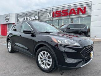 Used 2021 Ford Escape SE image 1